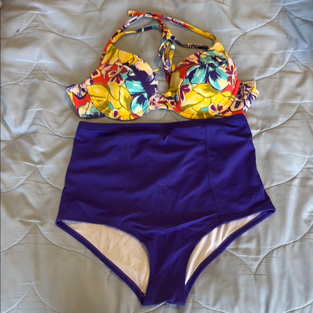 Urban Outfitters Bikini Size Small